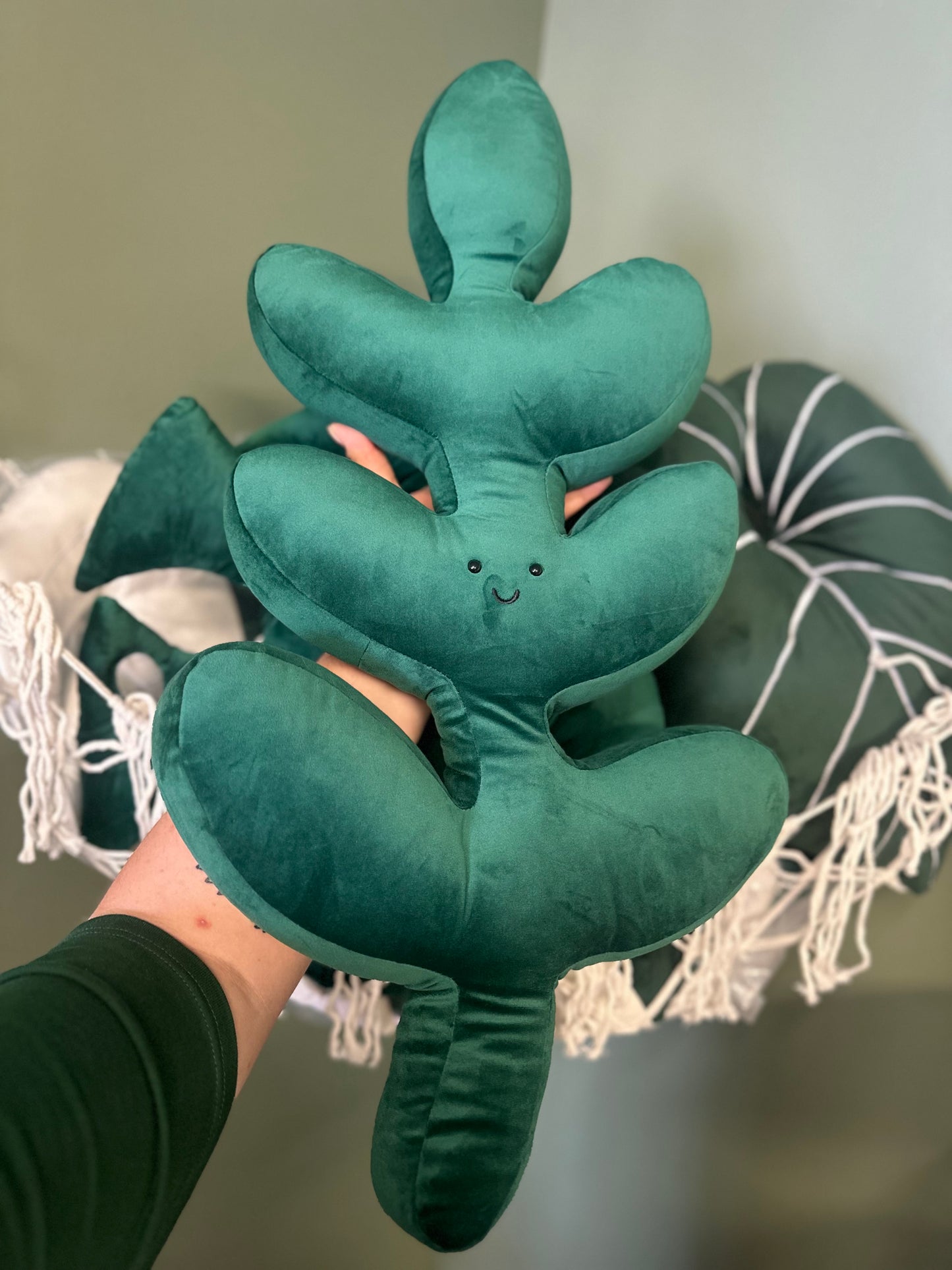 Leaf Pillow