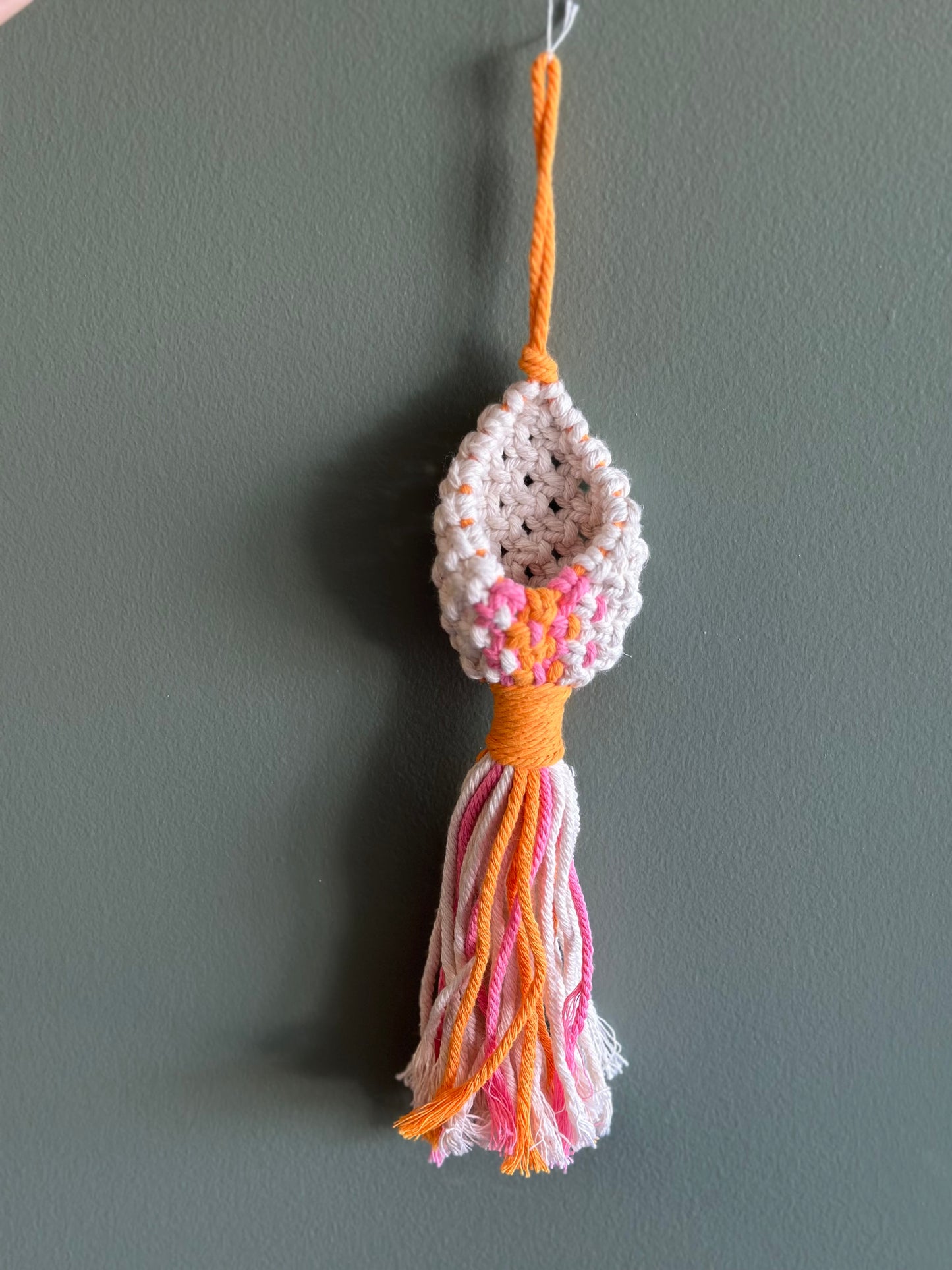 Macrame Pod / AirPlant Holder (choose color)