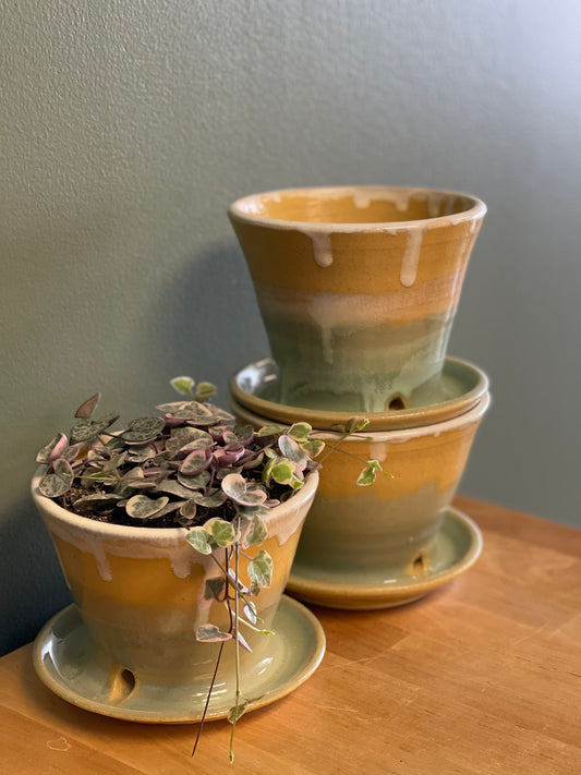 Handmade pot - 4.5” - Green/Yellow
